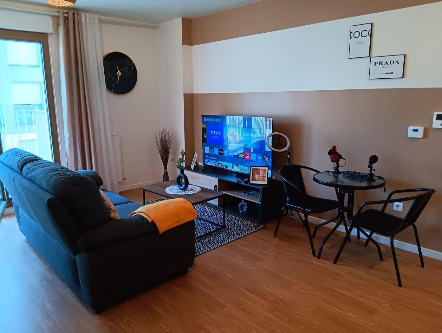 Destiny Appart' Paris -Beauvais-Orly- Podcasts- Stade De France Stains Eksteriør billede